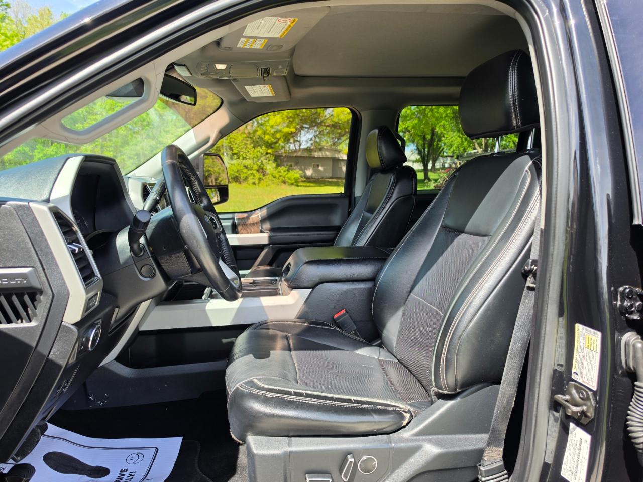 Ford F-350 SD Lariat Crew Cab 4WD 2019