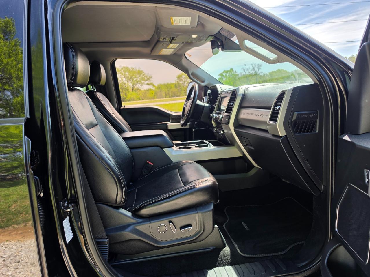 Ford F-350 SD Lariat Crew Cab 4WD 2019