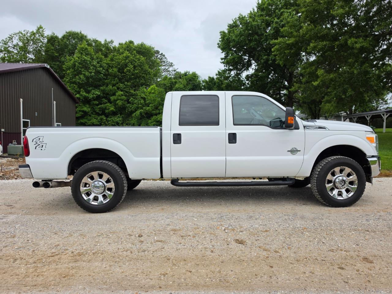 Ford F-250 SD XLT Crew Cab 4WD 2016