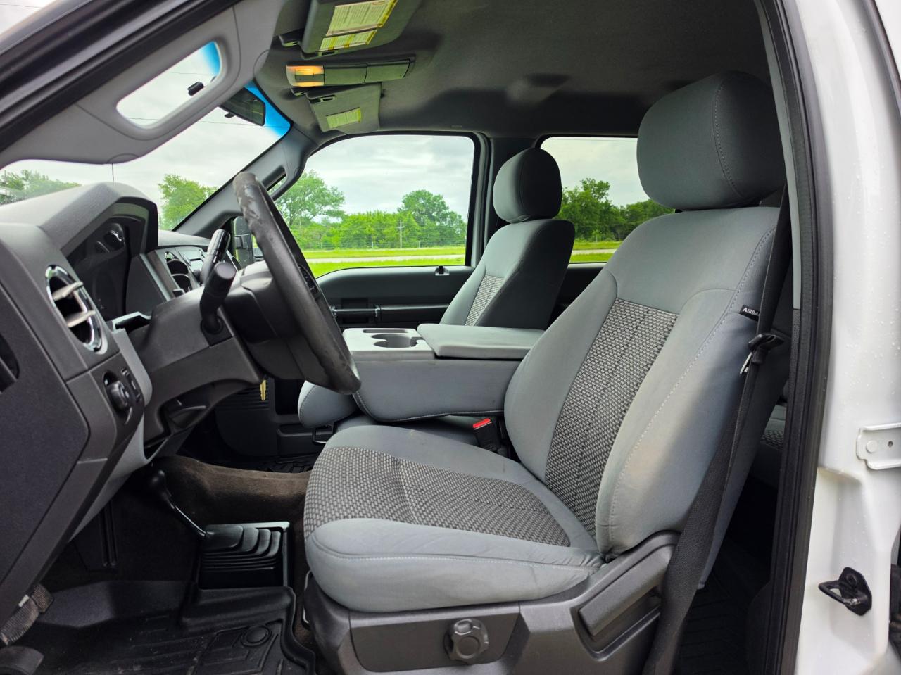 Ford F-250 SD XLT Crew Cab 4WD 2016