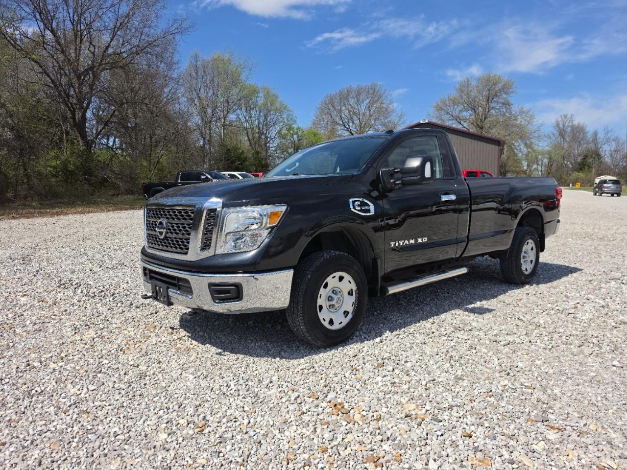 Nissan Titan 4x4 Single Cab SV 2017