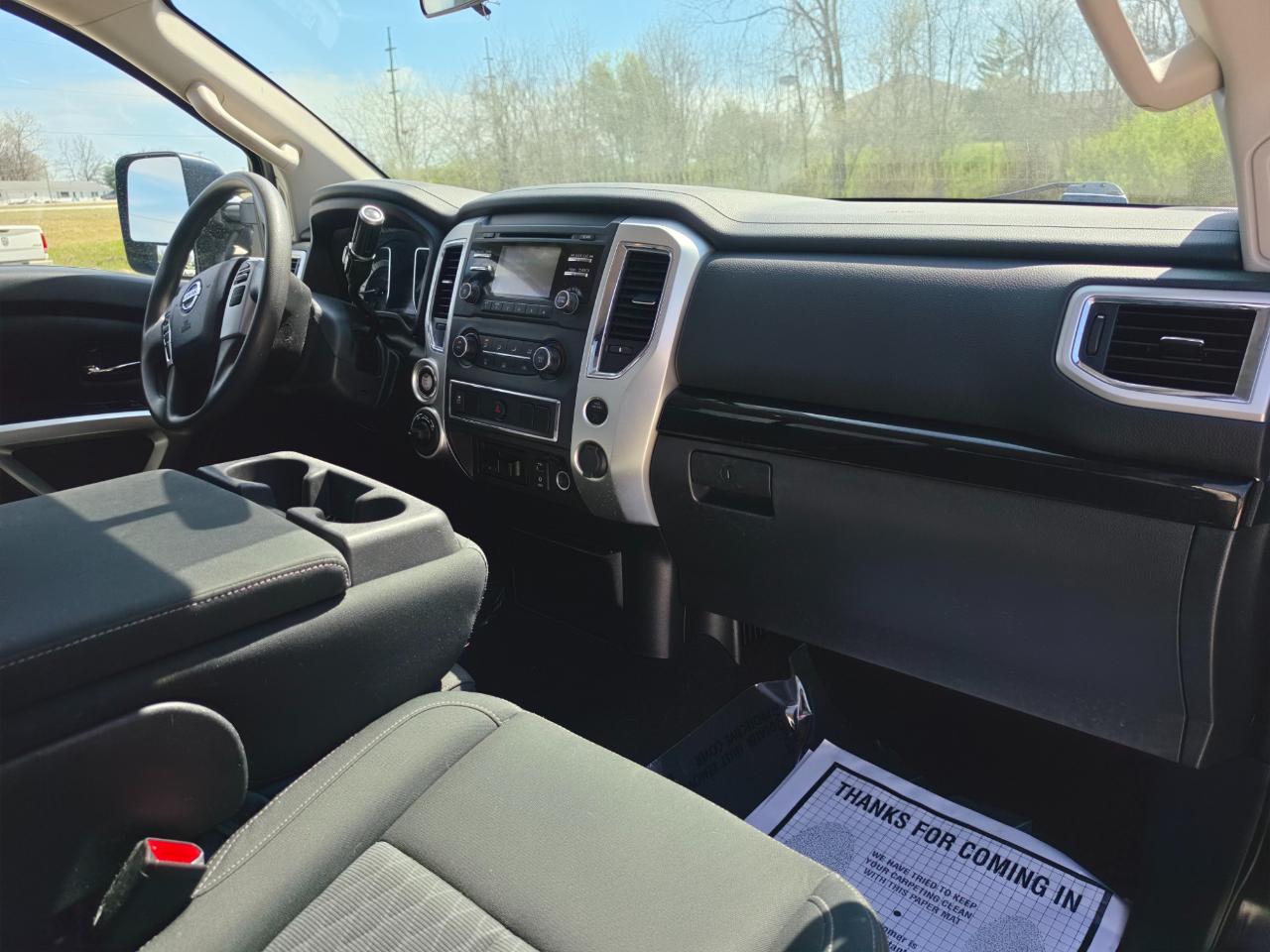 Nissan Titan 4x4 Single Cab SV 2017