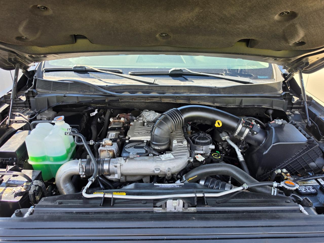 Nissan Titan 4x4 Single Cab SV 2017