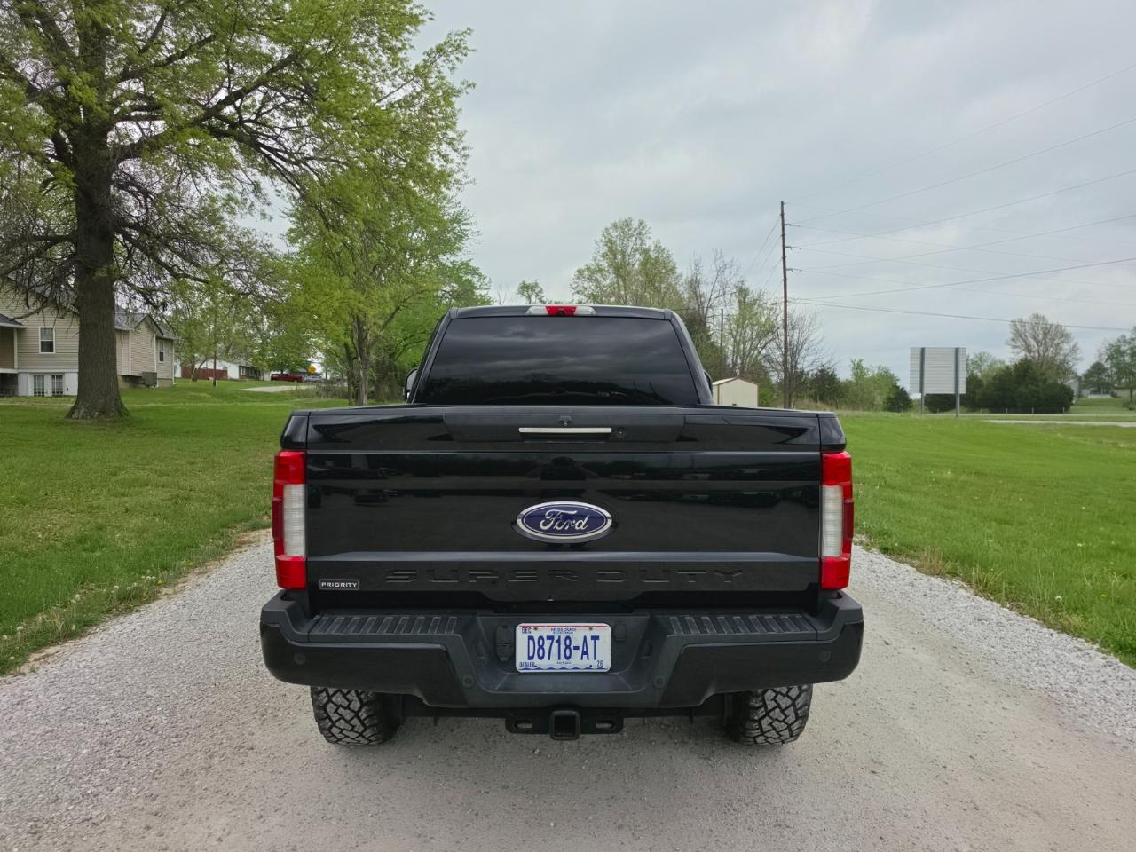 Ford F-250 SD Lariat Crew Cab 4WD 2017