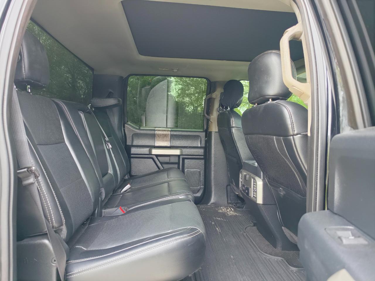 Ford F-250 SD Lariat Crew Cab 4WD 2017