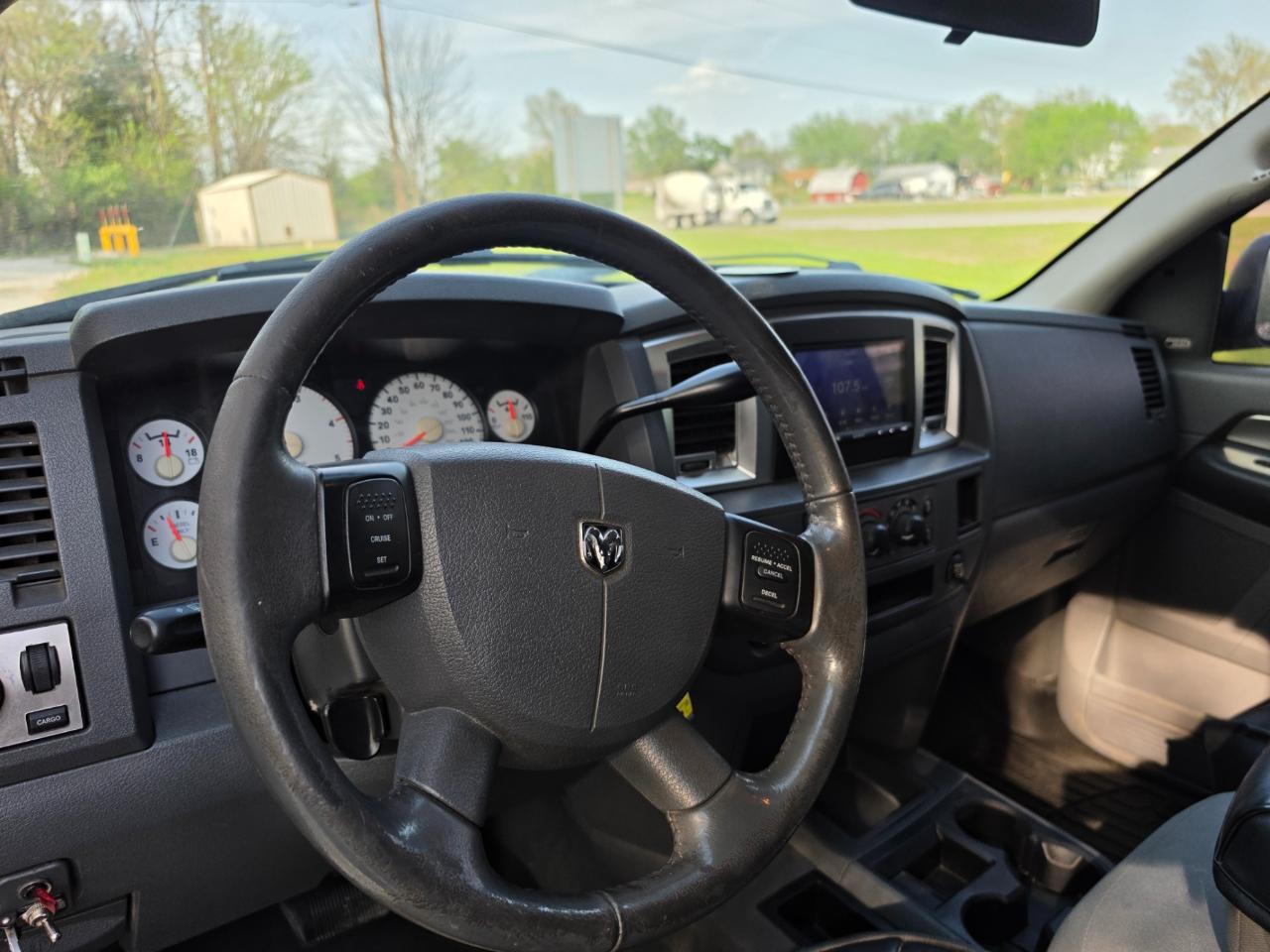 Dodge Ram 3500 SLT Mega Cab 4WD DRW 2007