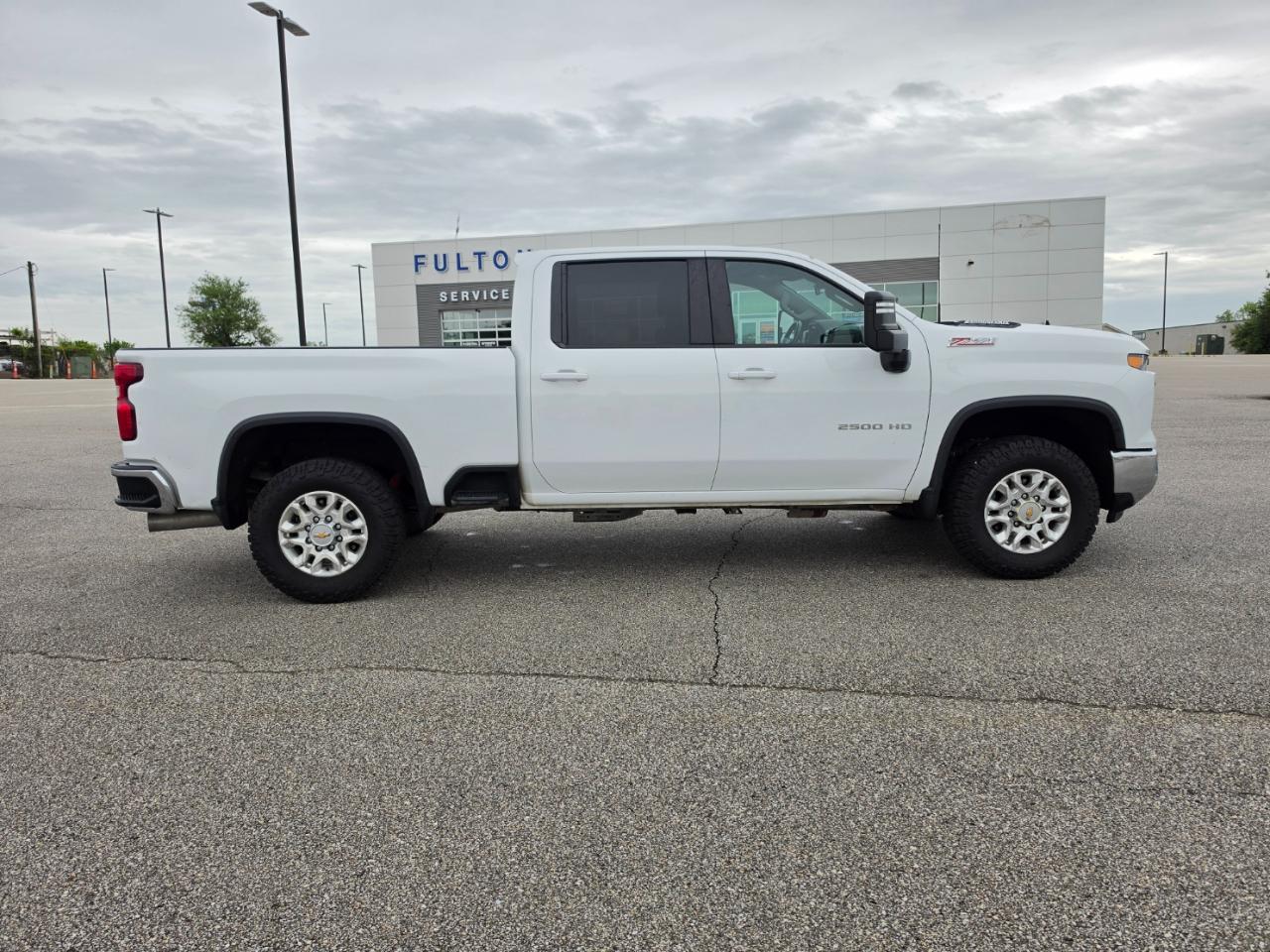 Chevrolet Silverado 2500HD LT Crew Cab 4WD 2024