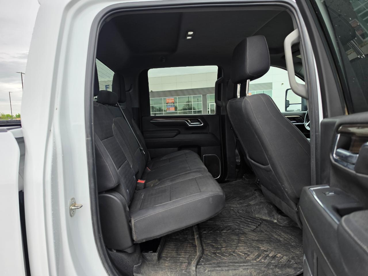 Chevrolet Silverado 2500HD LT Crew Cab 4WD 2024