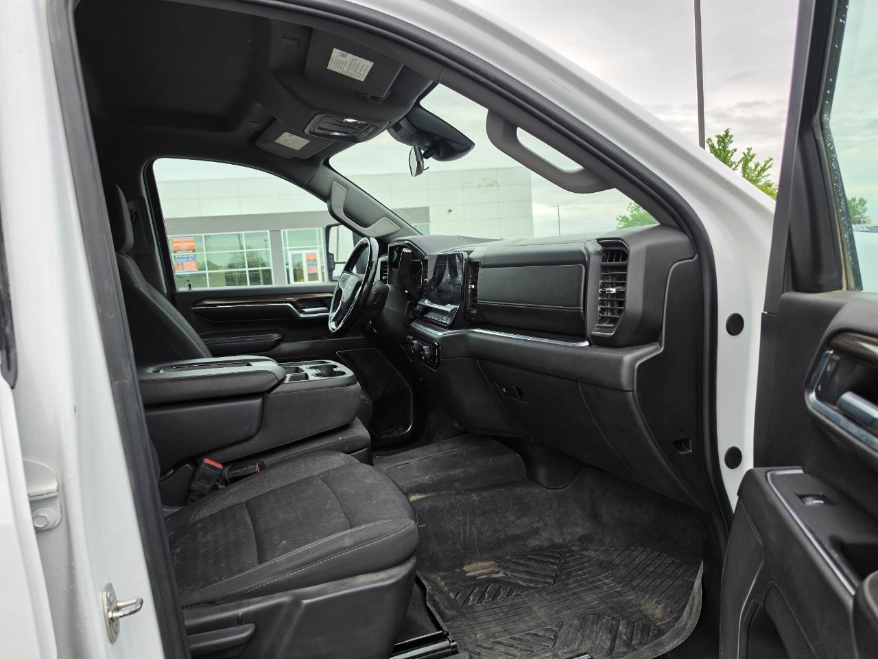 Chevrolet Silverado 2500HD LT Crew Cab 4WD 2024
