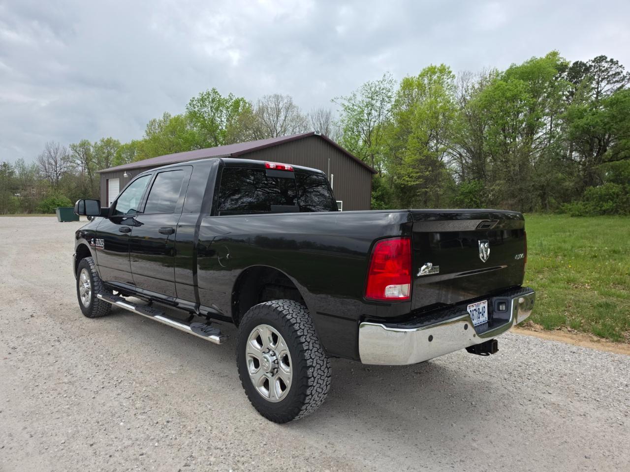 RAM 2500 SLT Mega Cab 4WD 2015