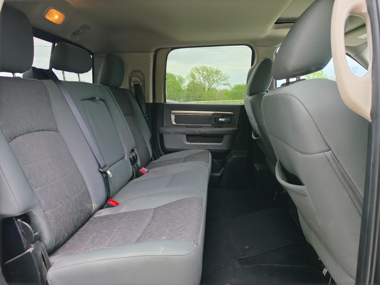 RAM 2500 SLT Mega Cab 4WD 2015