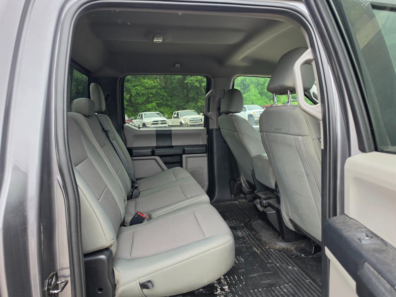 Ford F-350 SD XL Crew Cab Long Bed DRW 4WD 2021
