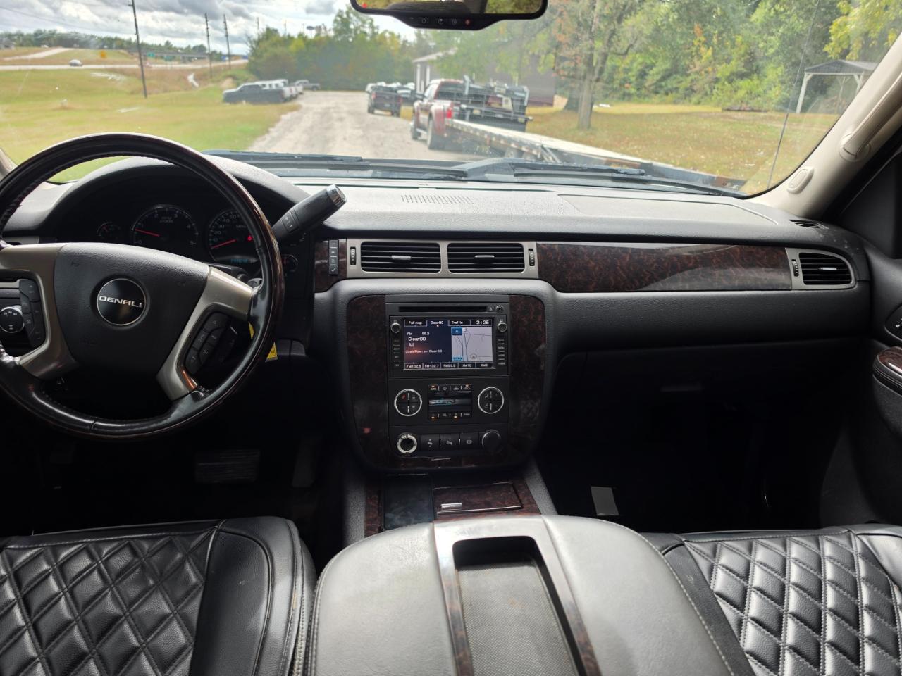 2011 GMC Sierra 3500 Denali HD Denali - Photo 10