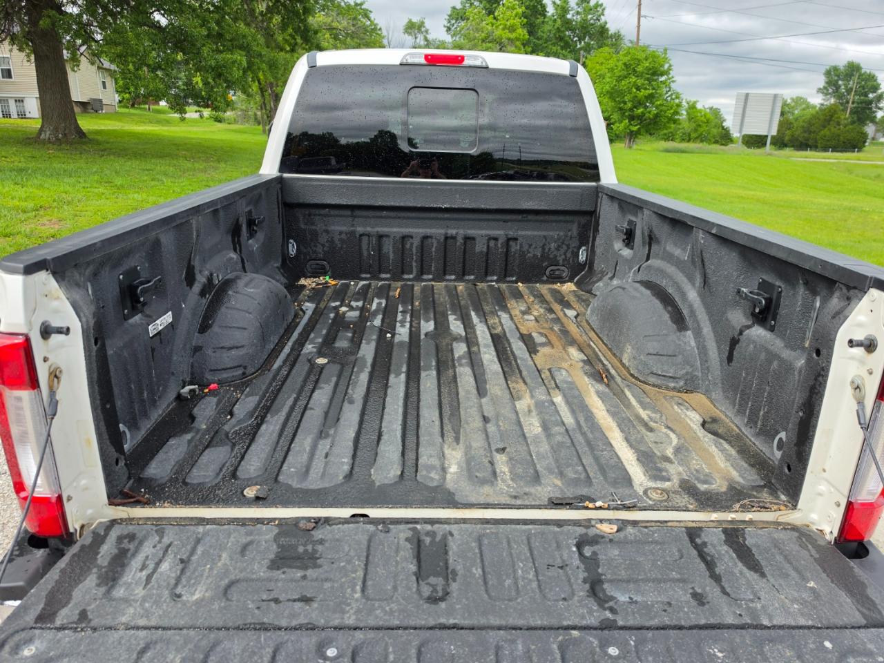 Ford F-250 SD Lariat Crew Cab 4WD 2017