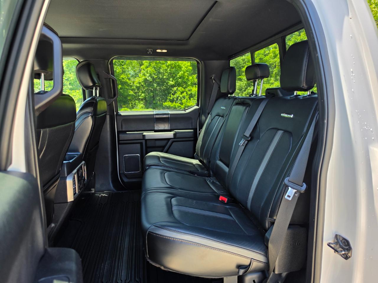 Ford F-450 SD Platinum Crew Cab DRW 4WD 2019