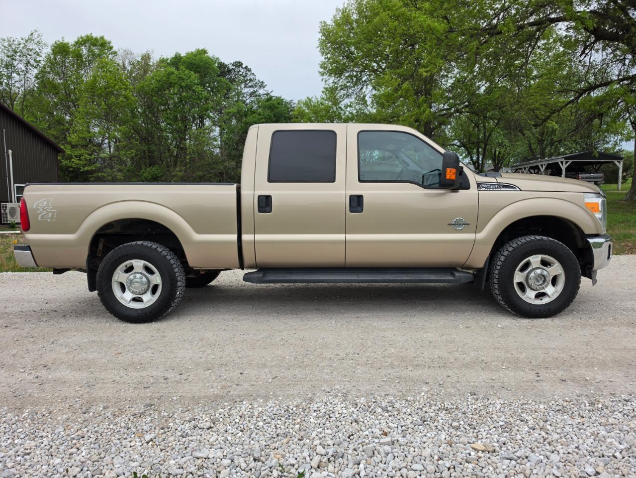 Ford F-250 SD XLT Crew Cab 4WD 2014