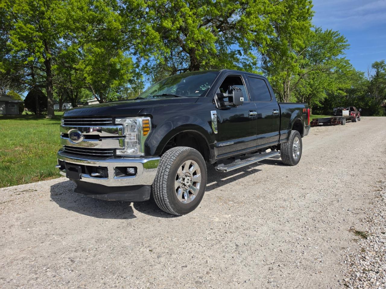 2018 Ford F-350 SD Lariat Crew Cab 4WD