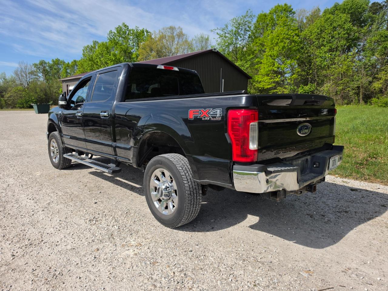 Ford F-350 SD Lariat Crew Cab 4WD 2018