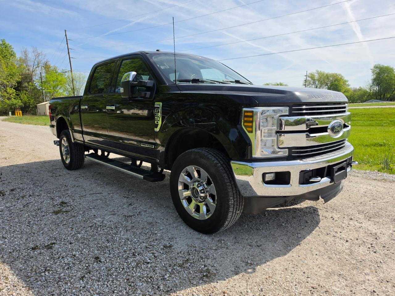 Ford F-350 SD Lariat Crew Cab 4WD 2018