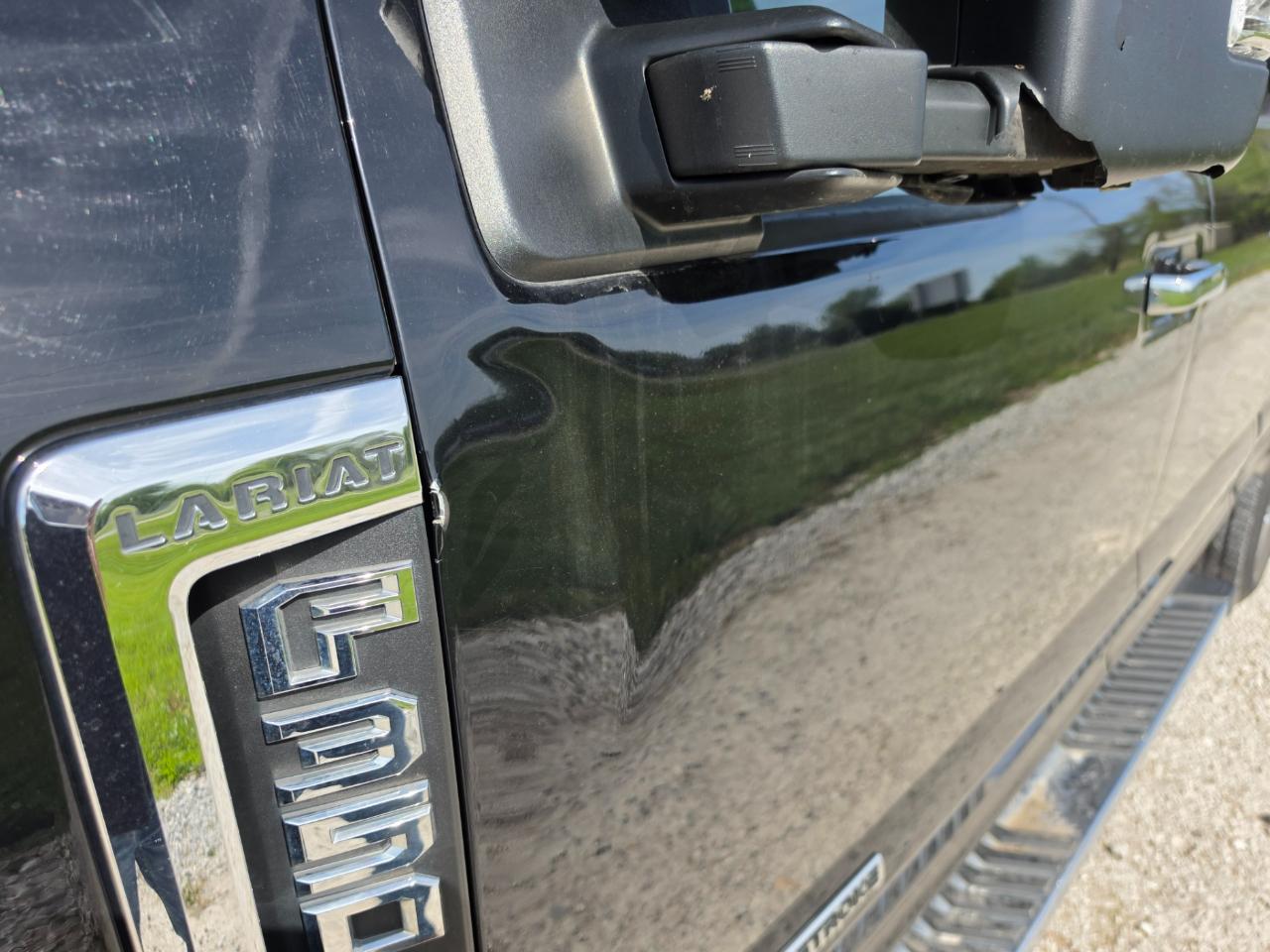 Ford F-350 SD Lariat Crew Cab 4WD 2018