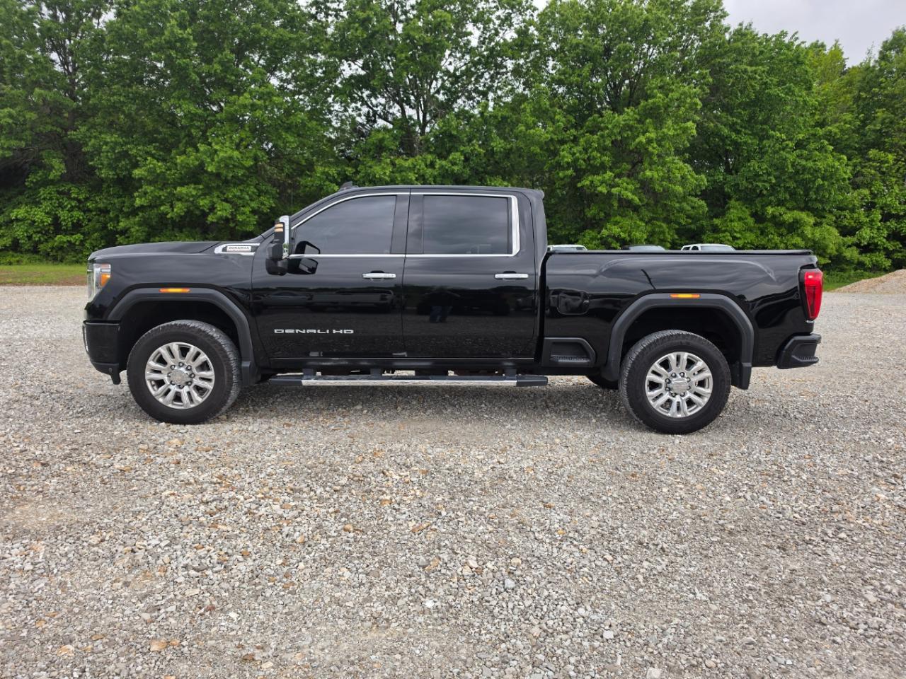 GMC Sierra 2500HD Denali Crew Cab 4WD 2020