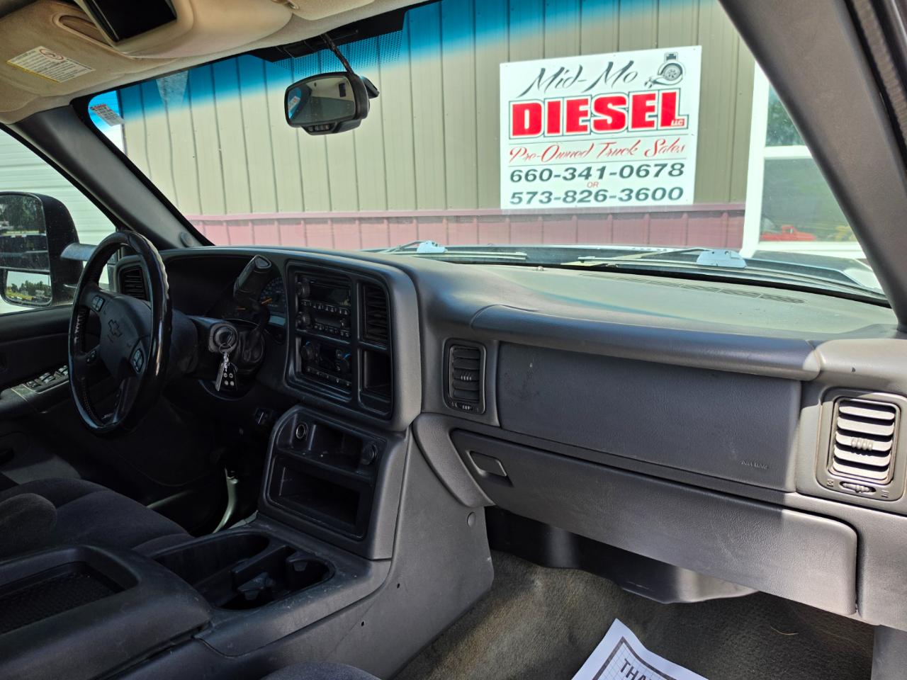 Chevrolet Silverado 2500 LT Crew Cab 4WD 2007