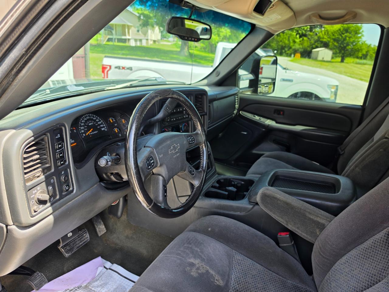 Chevrolet Silverado 2500 LT Crew Cab 4WD 2007