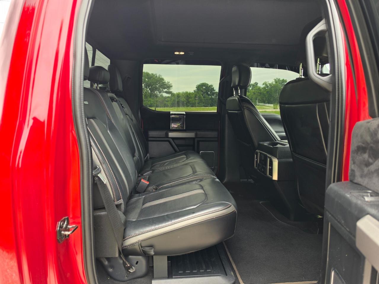 Ford F-350 SD Platinum Crew Cab Long Box 4WD 2021