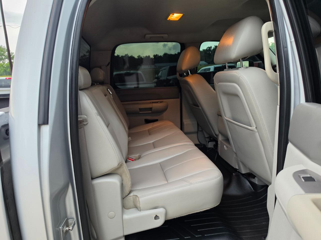 Chevrolet Silverado 2500HD LT Crew Cab 4WD 2013