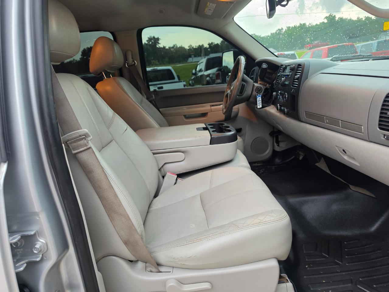 Chevrolet Silverado 2500HD LT Crew Cab 4WD 2013