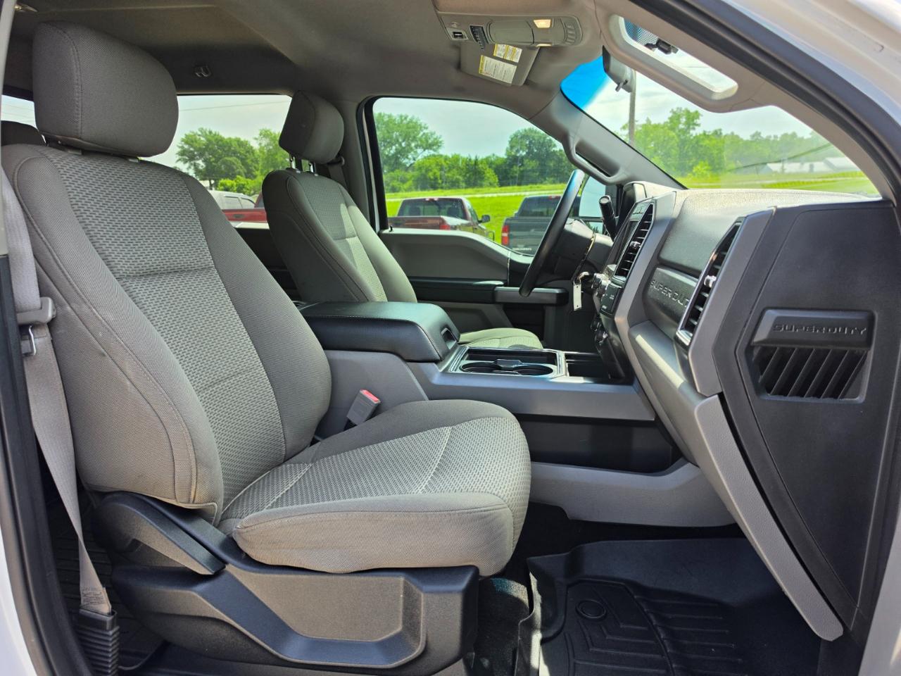 Ford F-250 SD XLT Crew Cab Long Bed 4WD 2019