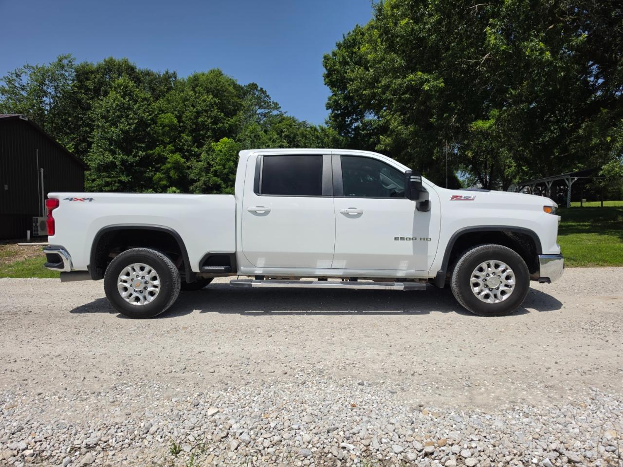 Chevrolet Silverado 2500HD LT Crew Cab 4WD 2024