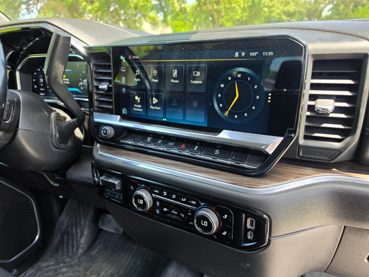 Chevrolet Silverado 2500HD LT Crew Cab 4WD 2024