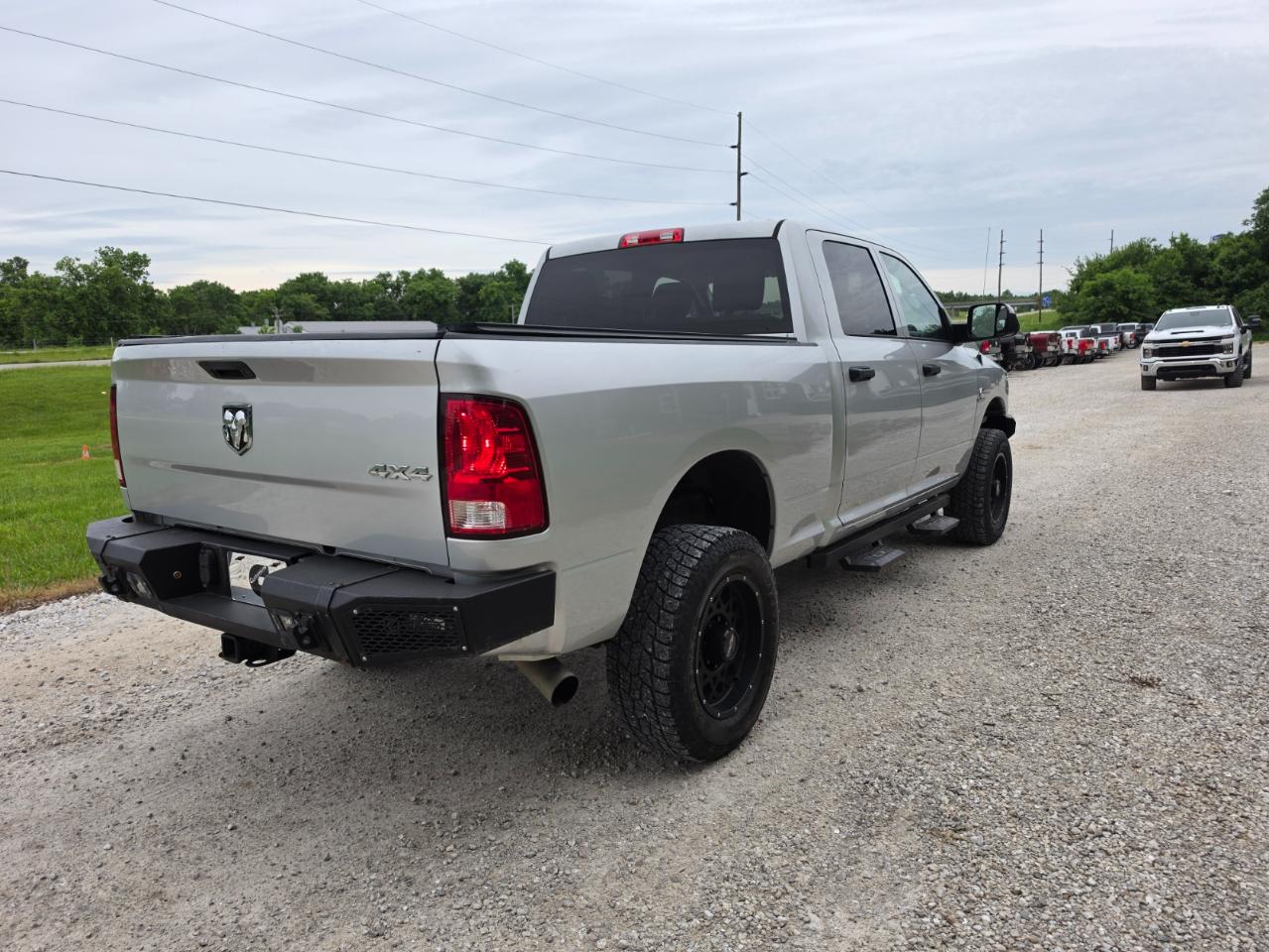 RAM 2500 Tradesman Crew Cab SWB 4WD 2017