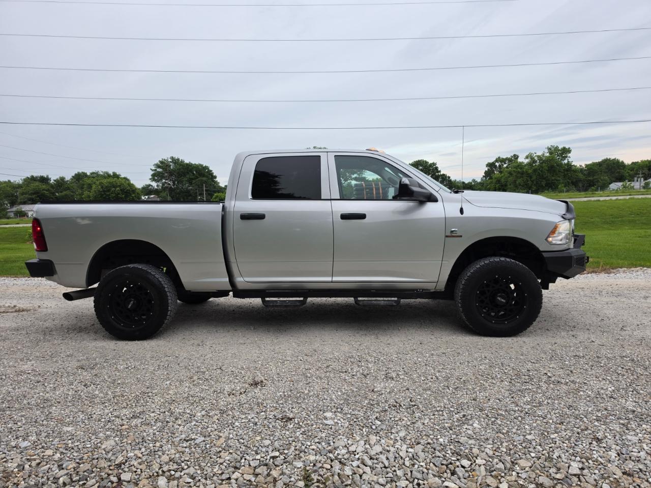 RAM 2500 Tradesman Crew Cab SWB 4WD 2017