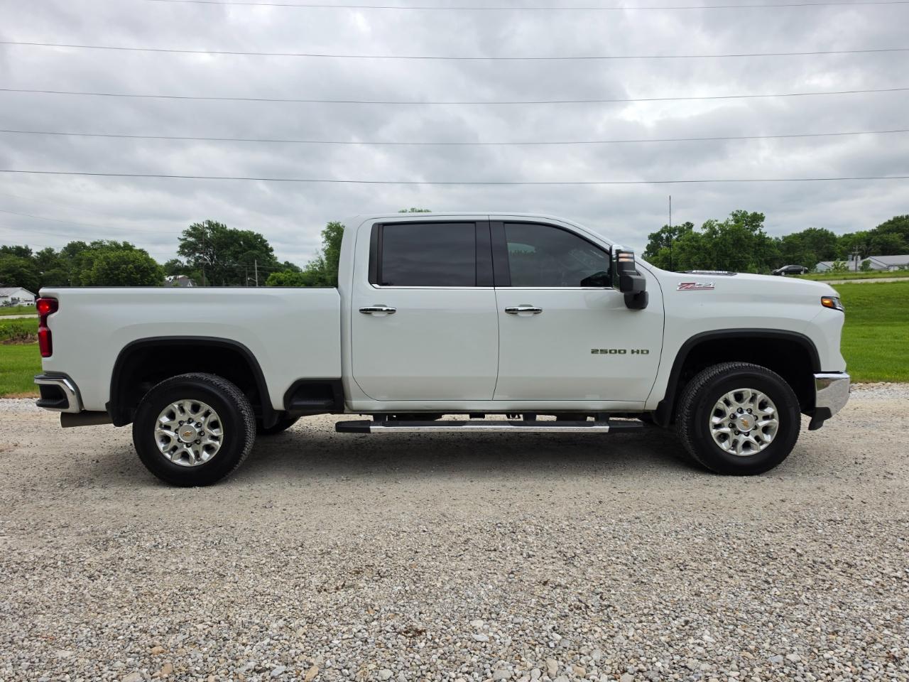 Chevrolet Silverado 2500HD LTZ Crew Cab 4WD 2024