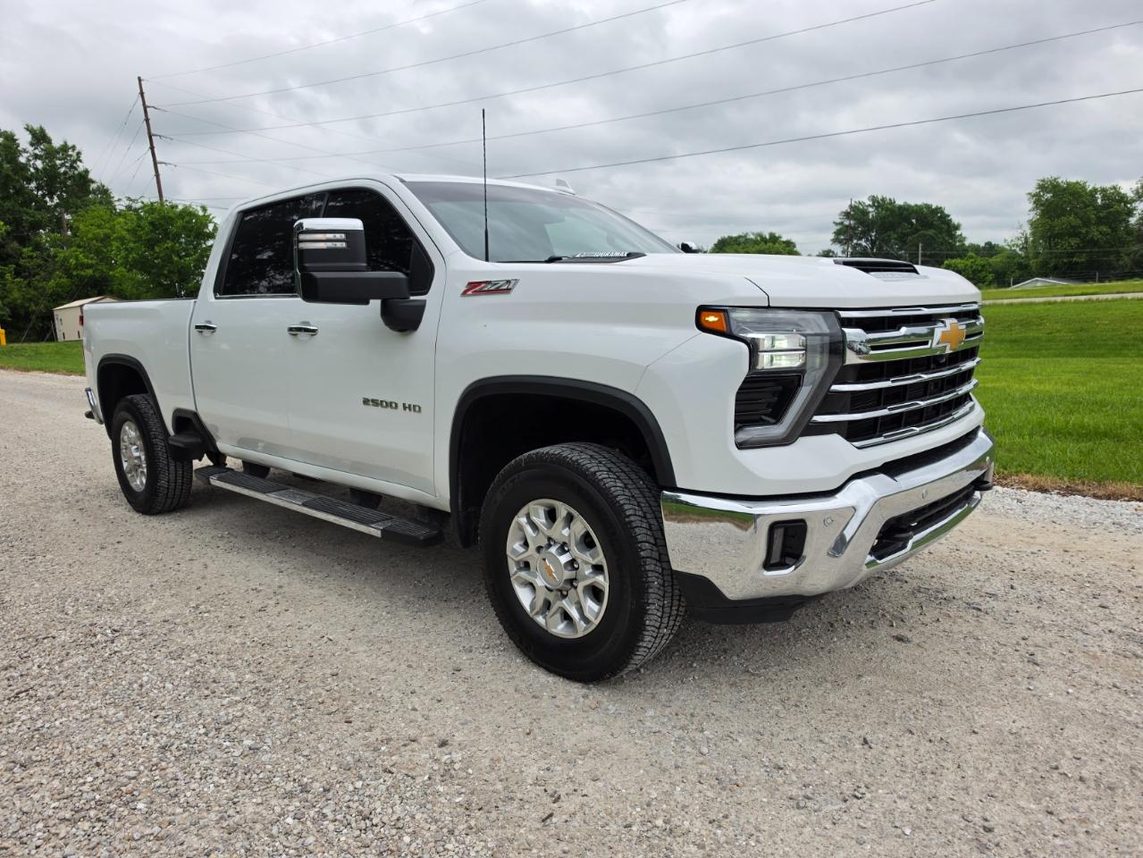 Chevrolet Silverado 2500HD LTZ Crew Cab 4WD 2024