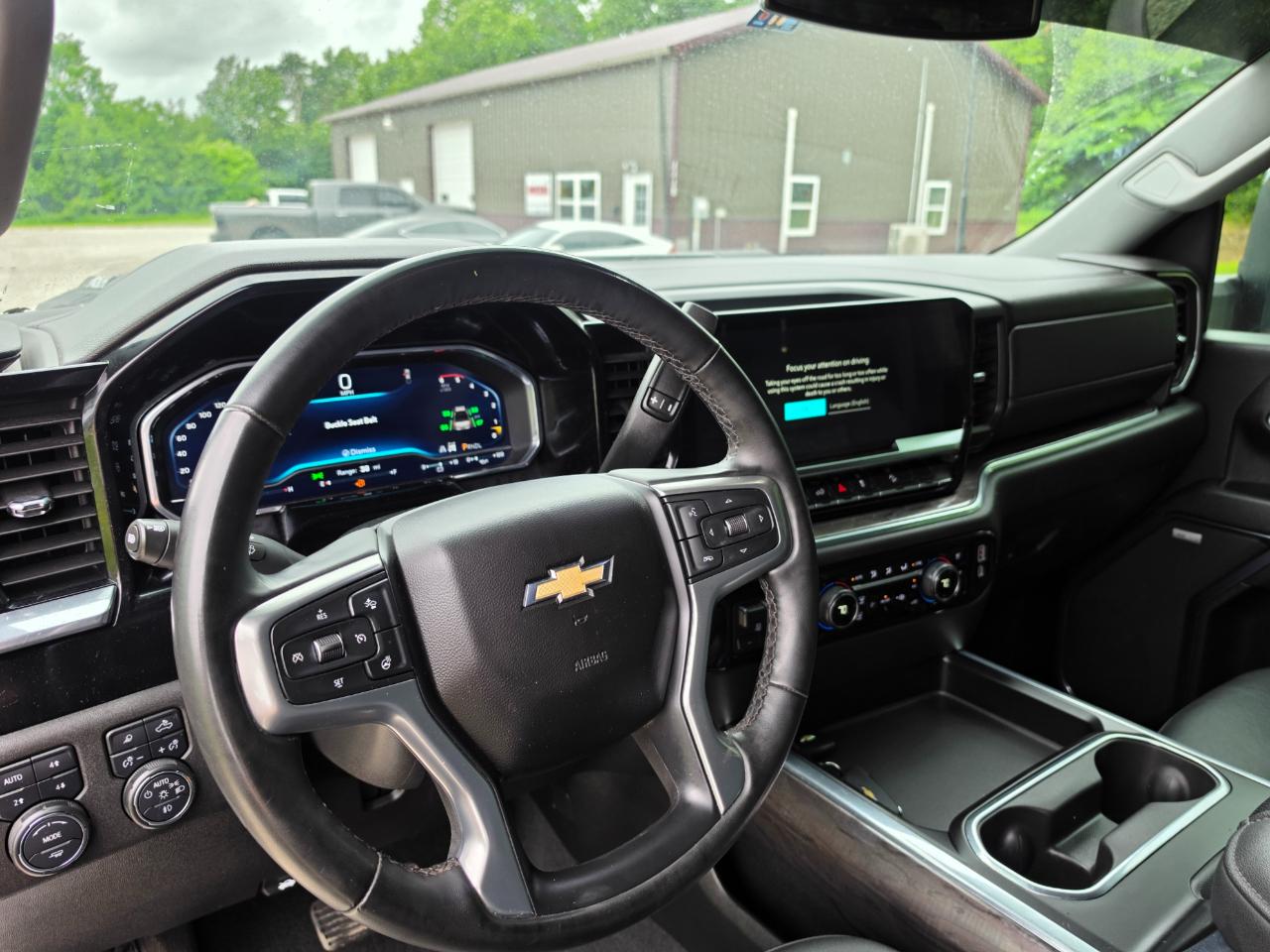 Chevrolet Silverado 2500HD LTZ Crew Cab 4WD 2024