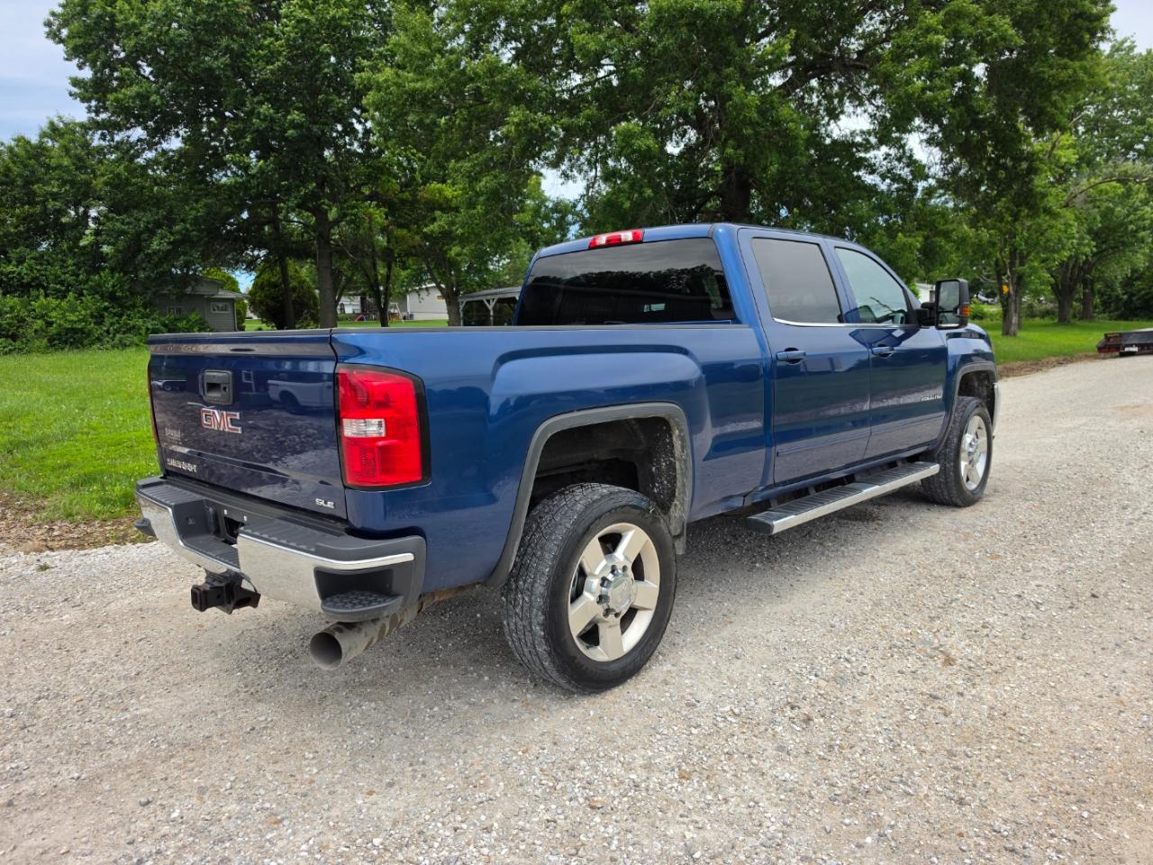 GMC Sierra 2500HD SLE Crew Cab 4WD 2019