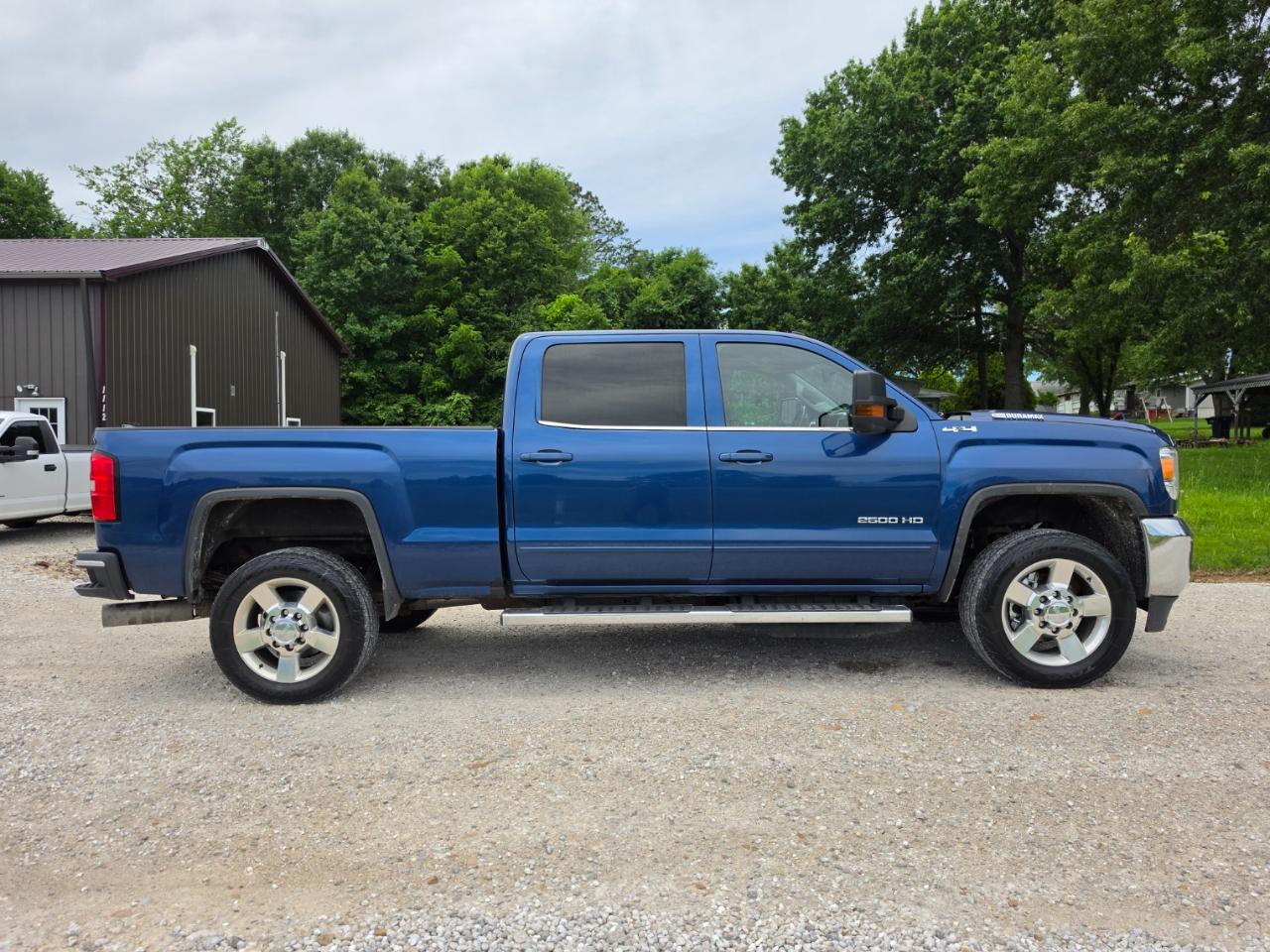 GMC Sierra 2500HD SLE Crew Cab 4WD 2019