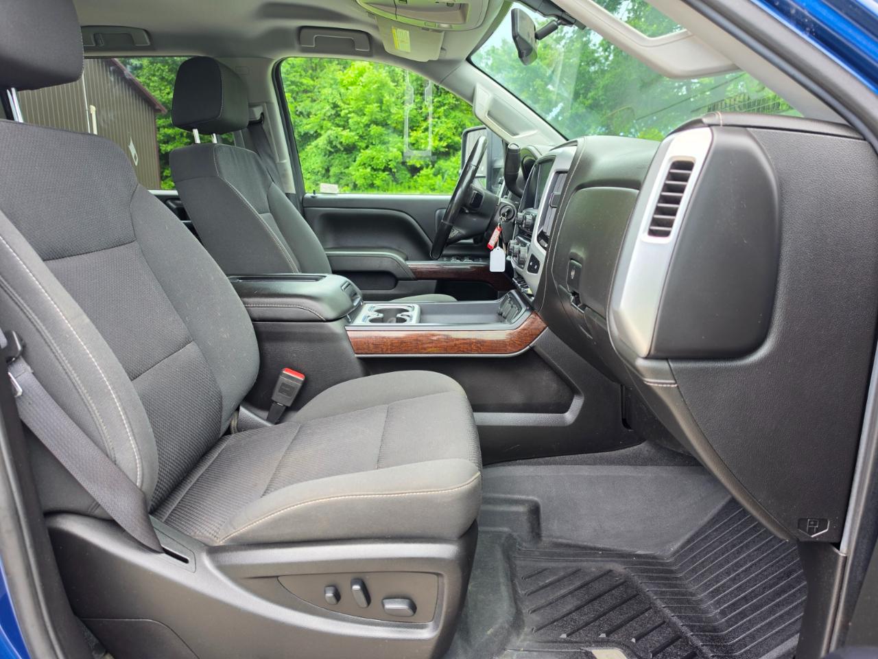 GMC Sierra 2500HD SLE Crew Cab 4WD 2019