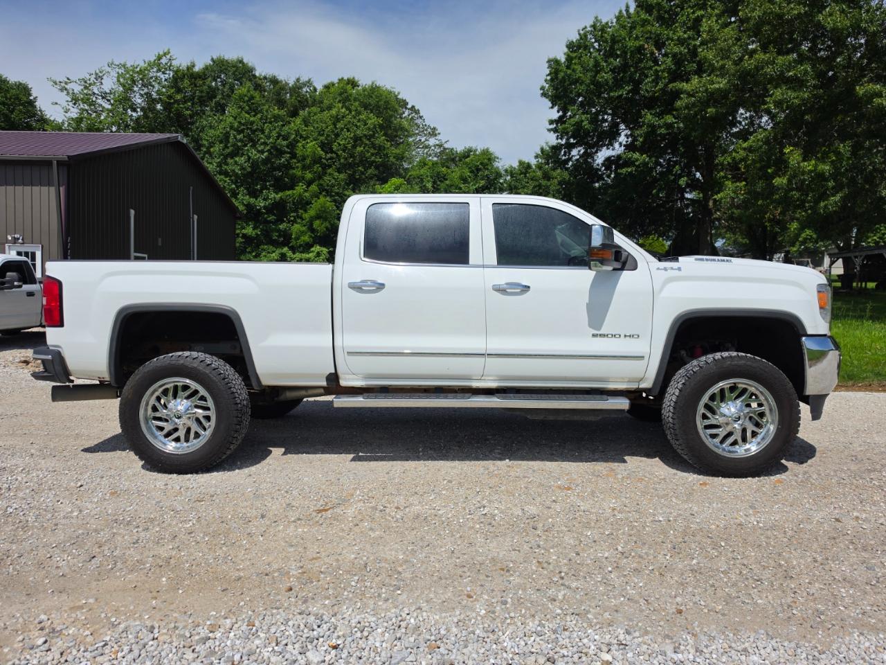 GMC Sierra 2500HD SLT Crew Cab 4WD 2018