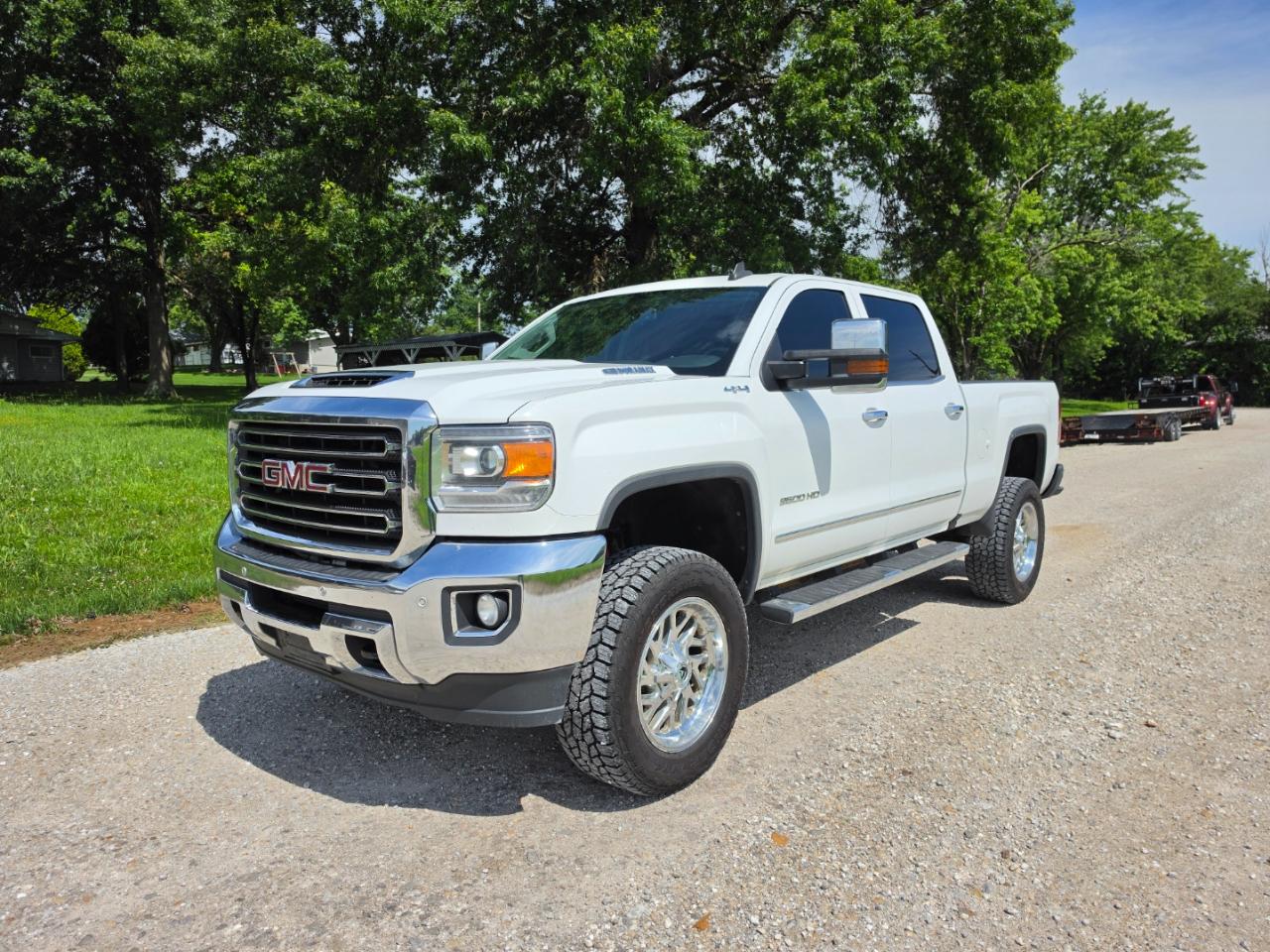 GMC Sierra 2500HD SLT Crew Cab 4WD 2018