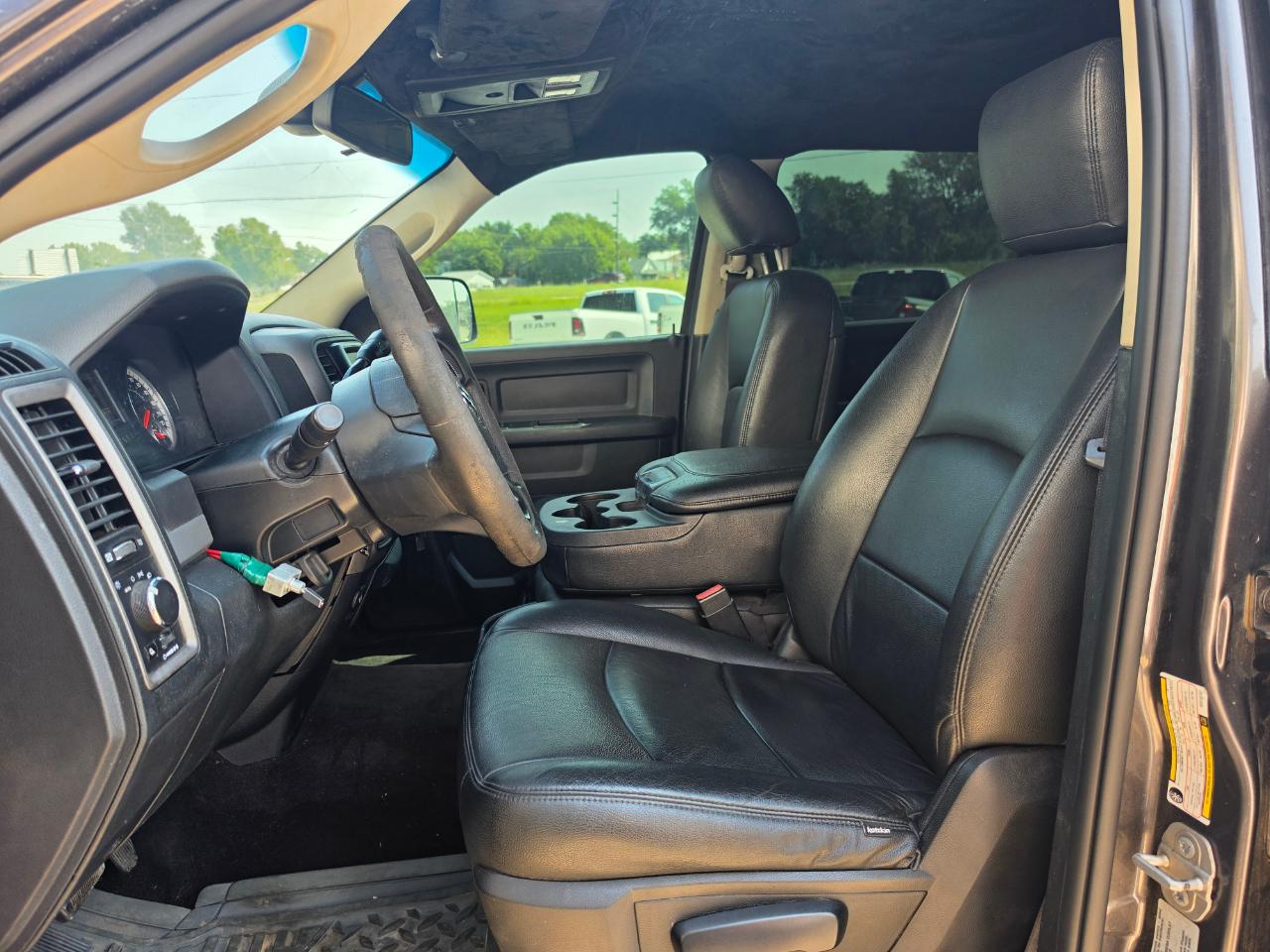 RAM 3500 Tradesman Crew Cab 4WD DRW 2016