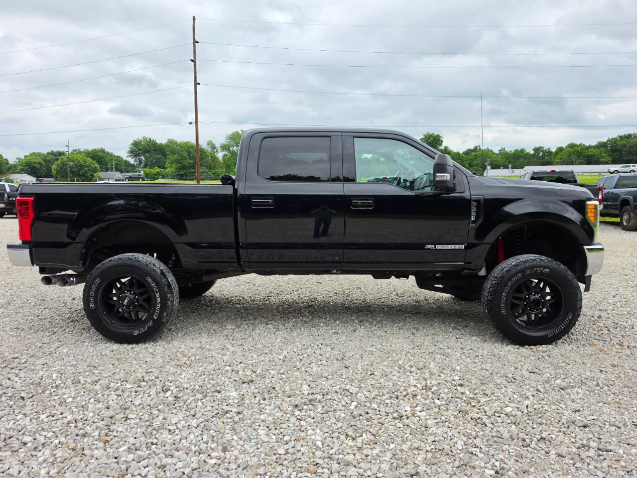 Ford F-350 SD Lariat Crew Cab 4WD 2017