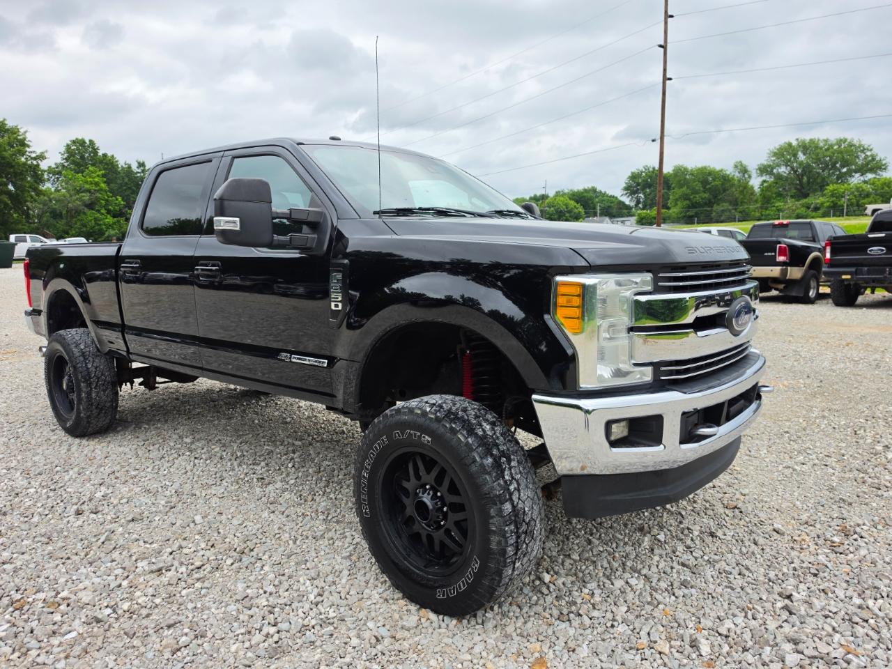 Ford F-350 SD Lariat Crew Cab 4WD 2017