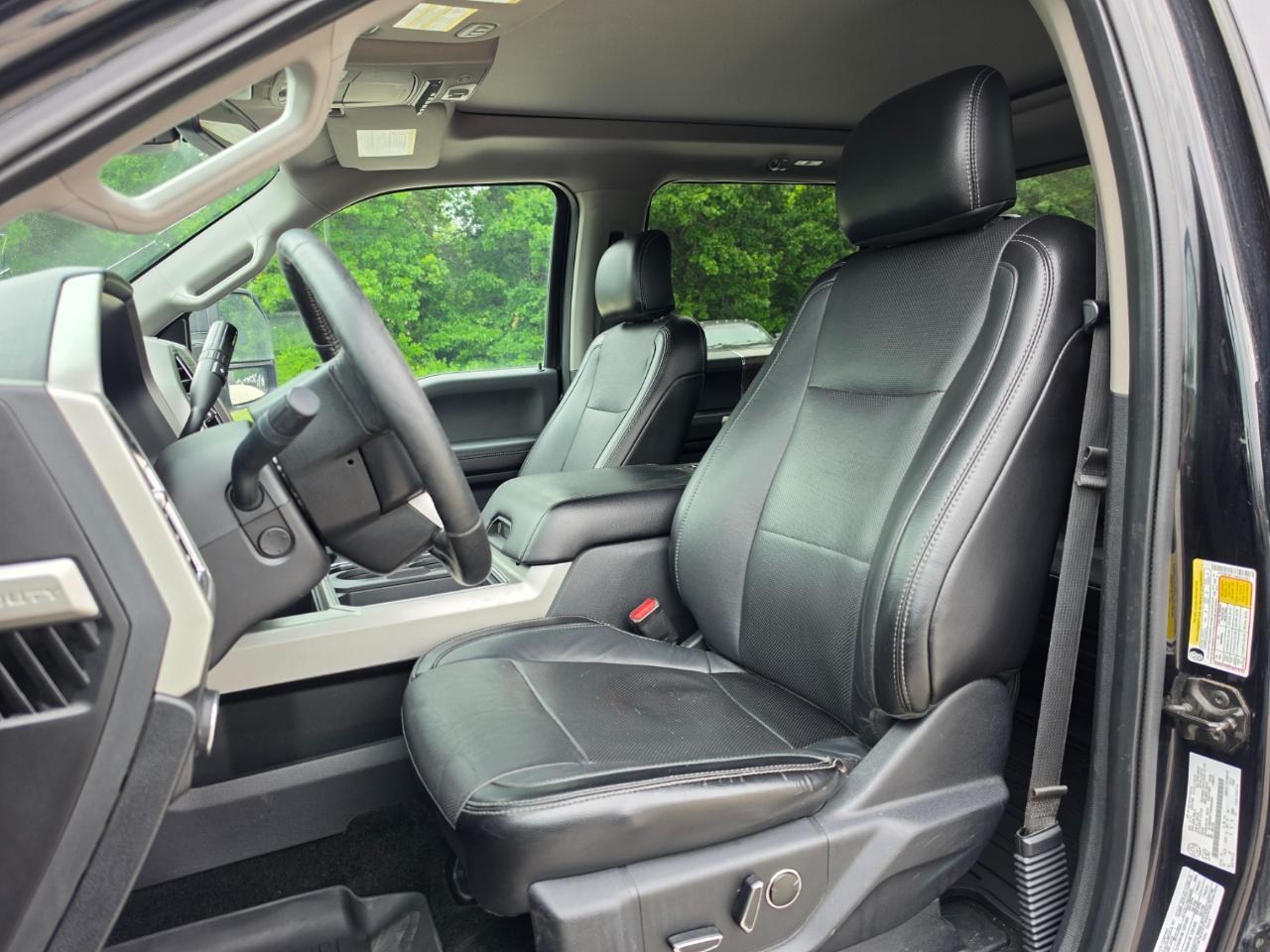 Ford F-350 SD Lariat Crew Cab 4WD 2017