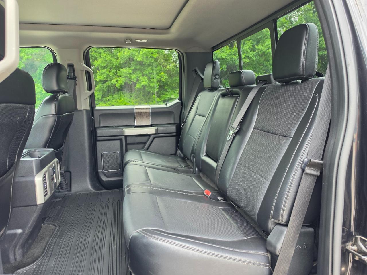 Ford F-350 SD Lariat Crew Cab 4WD 2017