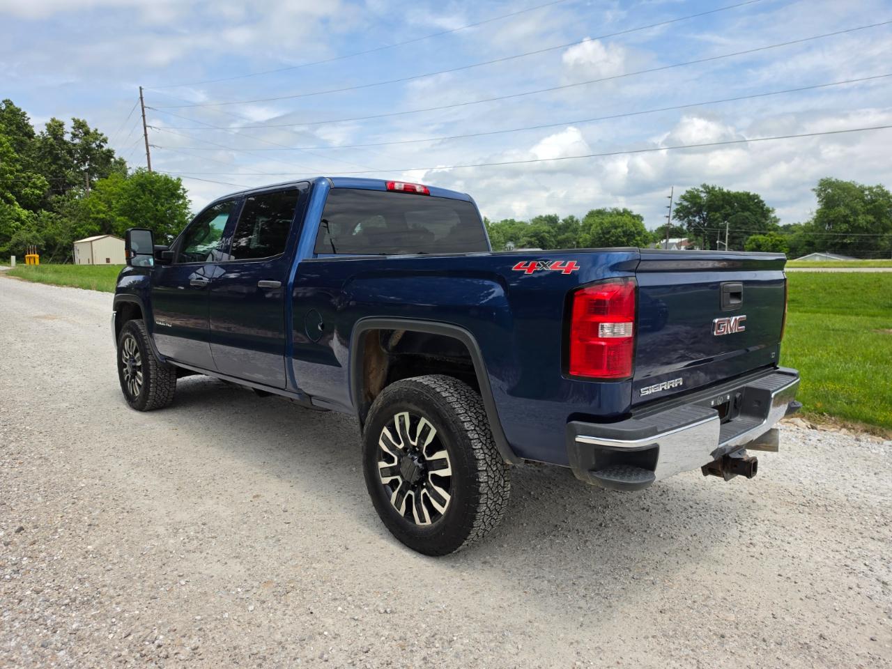 GMC Sierra 2500HD Base Crew Cab 4WD 2019