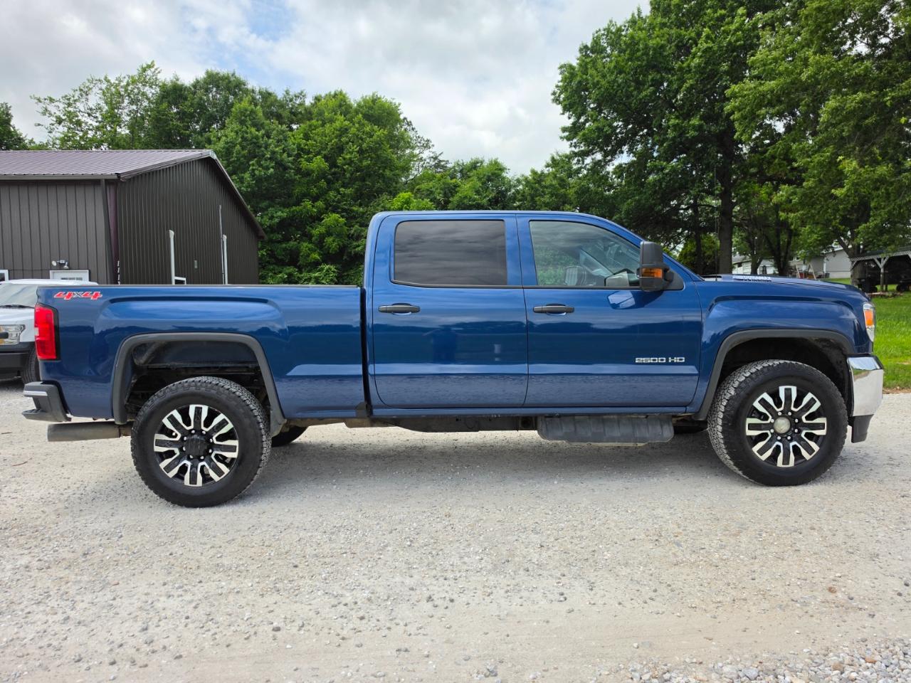 GMC Sierra 2500HD Base Crew Cab 4WD 2019
